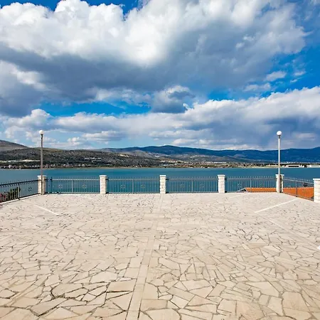 Buenavista House Trogir Hotel Mastrinka